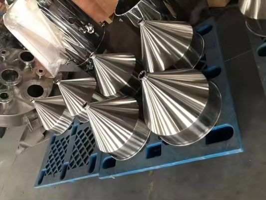 ভালো দাম Custom 50L Stainless Steel Conical Hopper With Tri Clamp অনলাইন